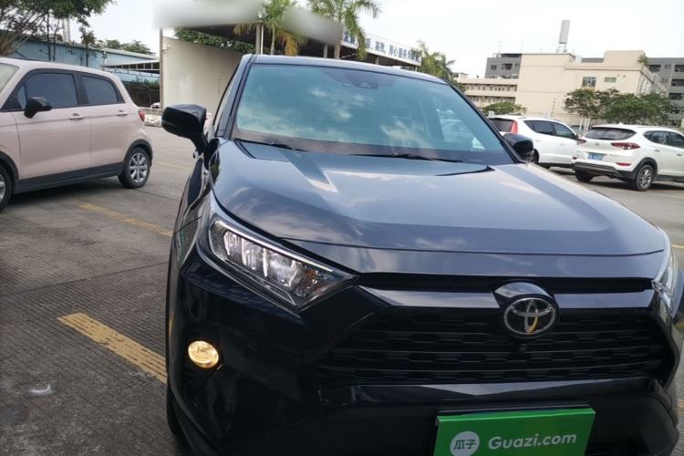Used Toyota RAV4 2022 2.0L CVT Two-Wheel Drive Fashion Edition Exterior 1