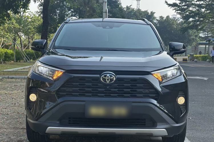 Used Toyota RAV4 2022 2.0L CVT Two-Wheel Drive Fashion Plus Edition Exterior 1