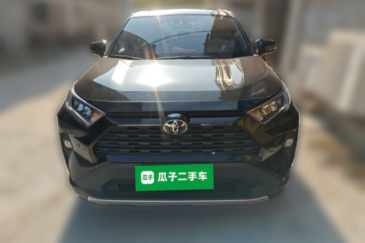 Used Toyota RAV4 2022 2.0L CVT Two-Wheel Drive Fashion Edition Exterior 1