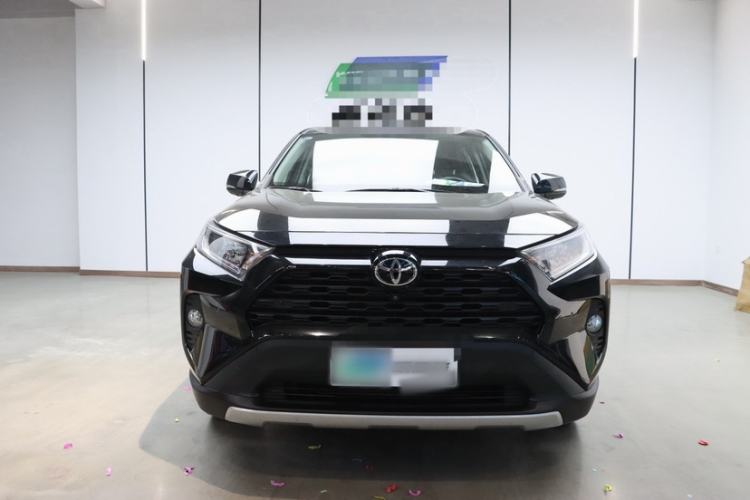 Used Toyota RAV4 2022 2.0L CVT Two-Wheel Drive Fashion Plus Edition Exterior 2