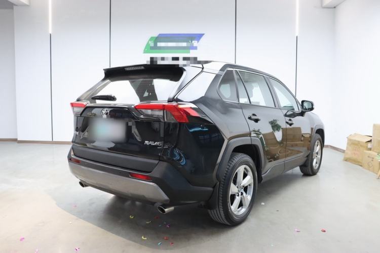 Used Toyota RAV4 2022 2.0L CVT Two-Wheel Drive Fashion Plus Edition Exterior 3