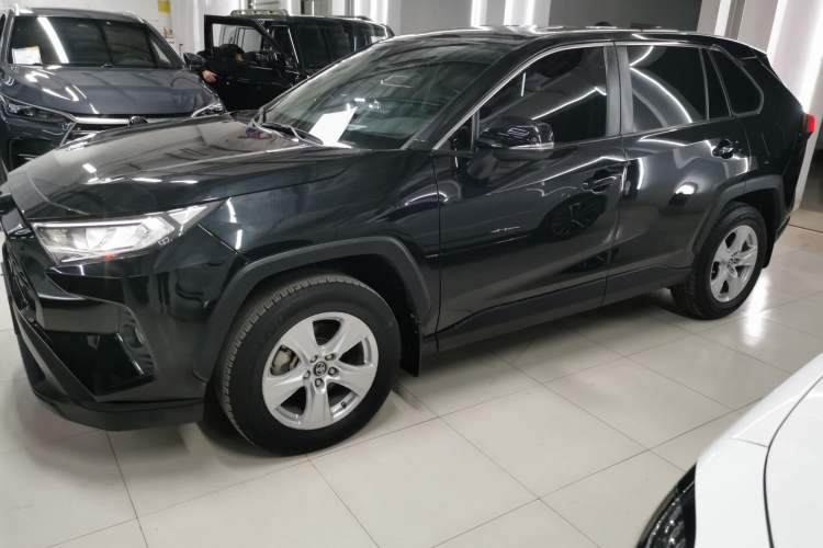 Used Toyota RAV4 2022 2.0L CVT Two-Wheel Drive Urban Edition Exterior 3