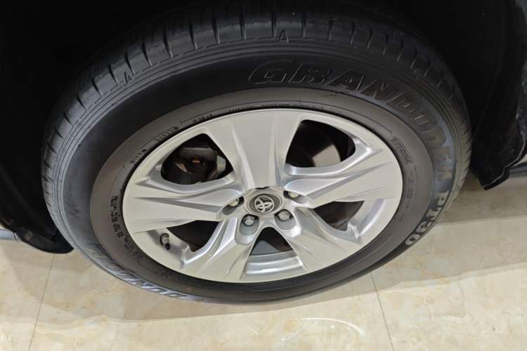 Used Toyota RAV4 2022 2.0L CVT Two-Wheel Drive Urban Edition Exterior 4