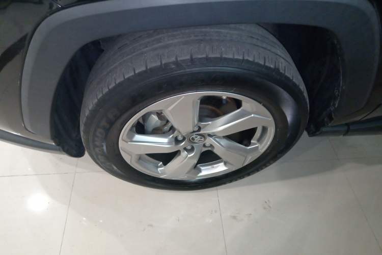 Used Toyota RAV4 2022 2.0L CVT Two-Wheel Drive Fashion Plus Edition Exterior 4