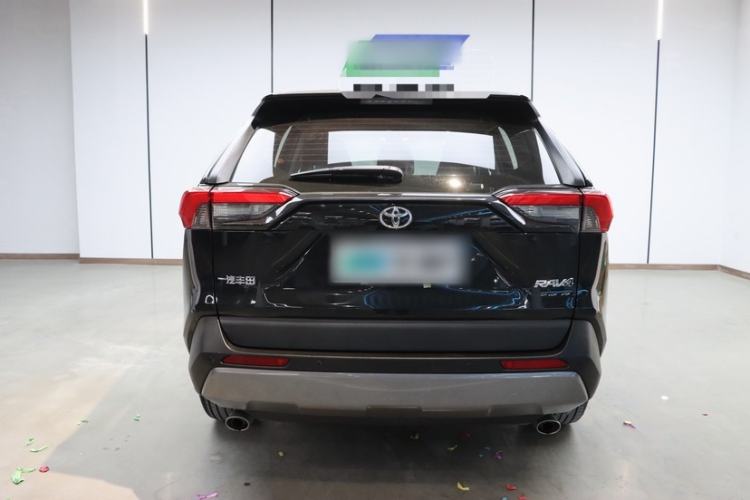 Used Toyota RAV4 2022 2.0L CVT Two-Wheel Drive Fashion Plus Edition Exterior 4