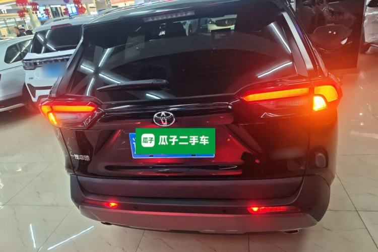 Used Toyota RAV4 2022 2.0L CVT Two-Wheel Drive Fashion Edition Exterior 4