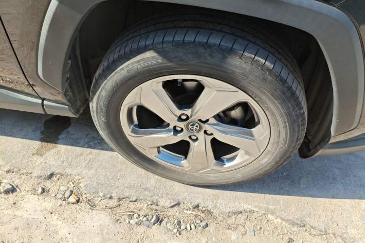 Used Toyota RAV4 2022 2.0L CVT Two-Wheel Drive Fashion Edition Exterior 7