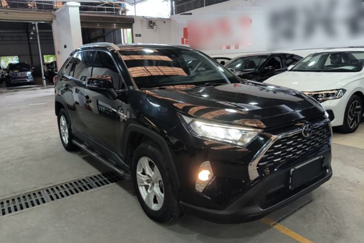 Used Toyota RAV4 2022 2.0L CVT Two-Wheel Drive Urban Edition Front Right 45 Deg