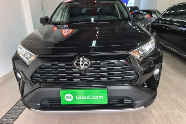 Used Toyota RAV4 2022 2.0L CVT Two-Wheel Drive Fashion Edition Front