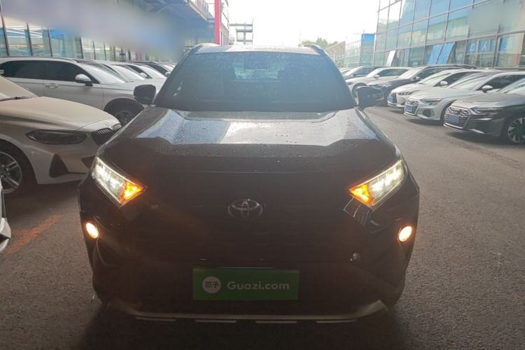 Used Toyota RAV4 2022 2.0L CVT 4x4 Style Plus Edition Front