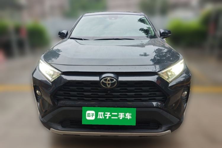 Used Toyota RAV4 2022 2.0L CVT Two-Wheel Drive Fashion Edition Front