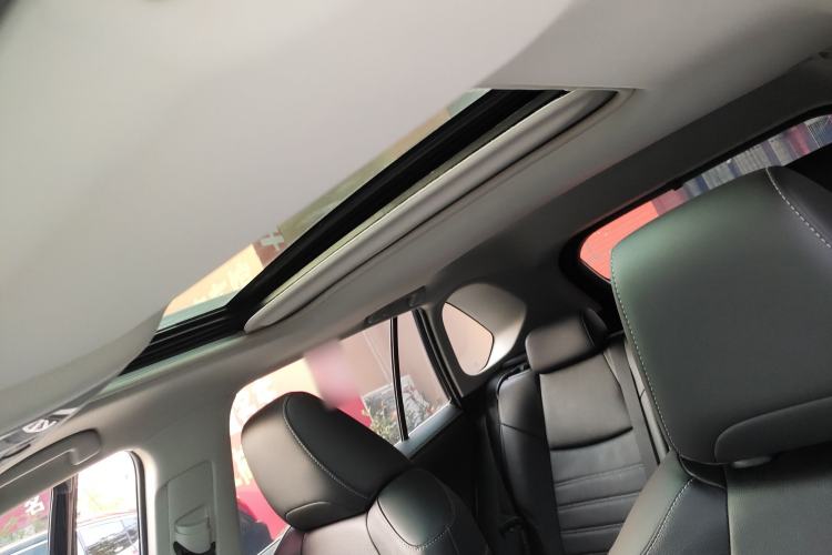Used Toyota RAV4 2022 2.0L CVT Two-Wheel Drive Fashion Plus Edition Headliner