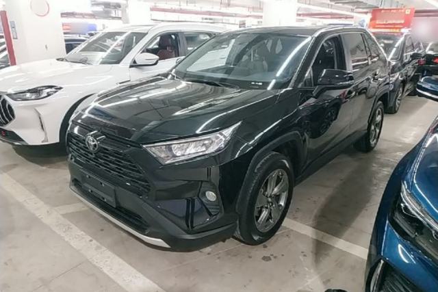 Toyota RAV4 2022 2.0L CVT Two-Wheel Drive Fashion Plus Edition usado