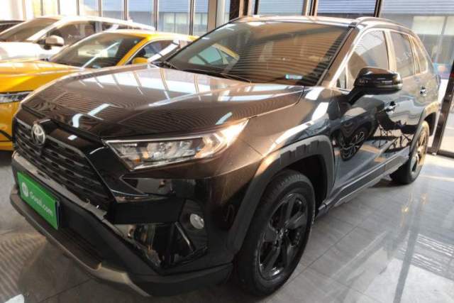 Used Toyota RAV4 2022 2.0L CVT 4x4 Style Plus Edition