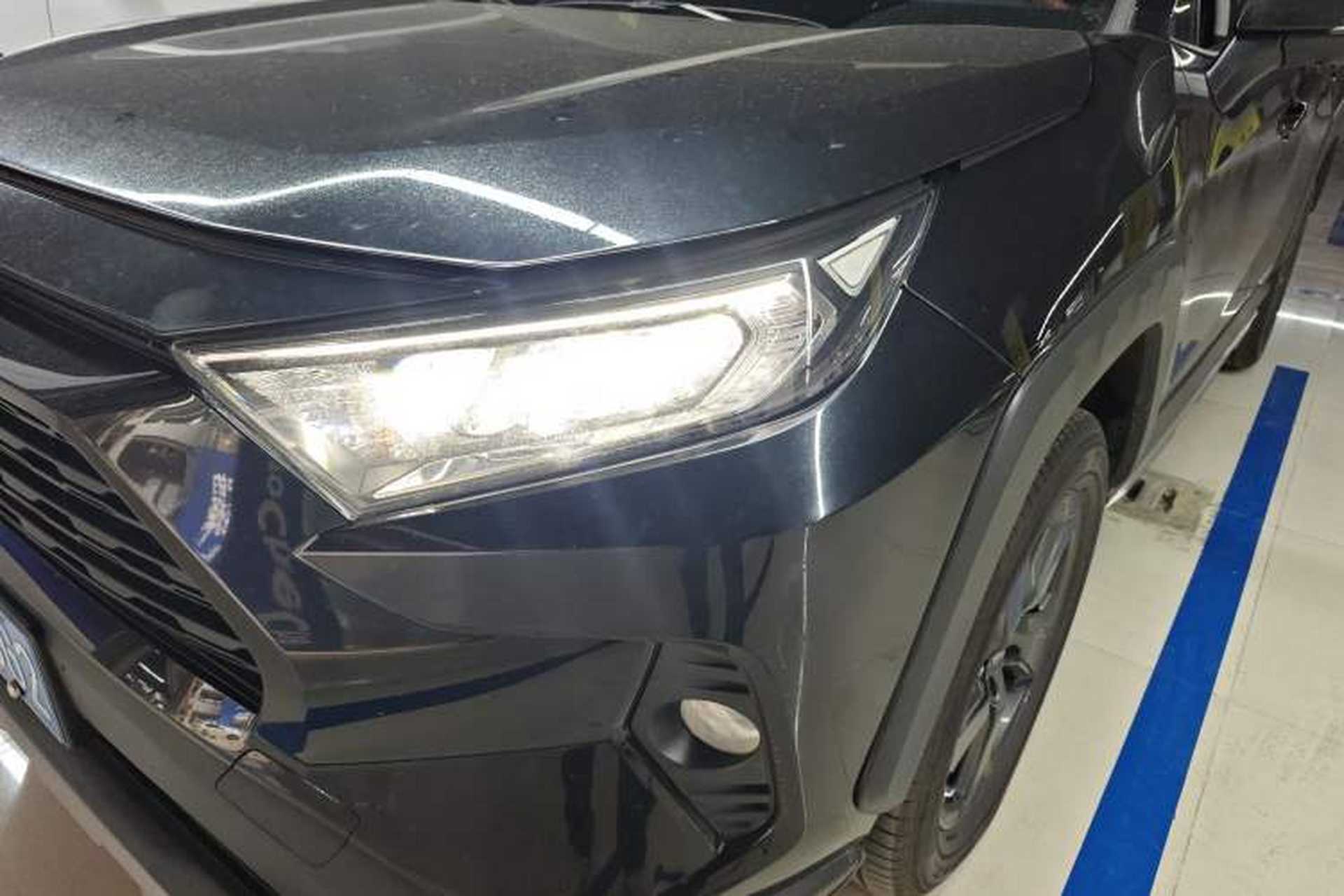 Used Toyota RAV4 2022 2.0L CVT 4x4 Fashion Edition Left Front Headlight