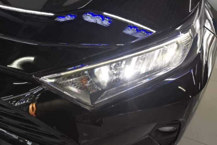 Used Toyota RAV4 2022 2.0L CVT Two-Wheel Drive Fashion Edition Left Front Headlight