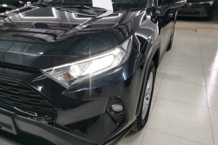 Used Toyota RAV4 2022 2.0L CVT Two-Wheel Drive Urban Edition Left Front Headlight