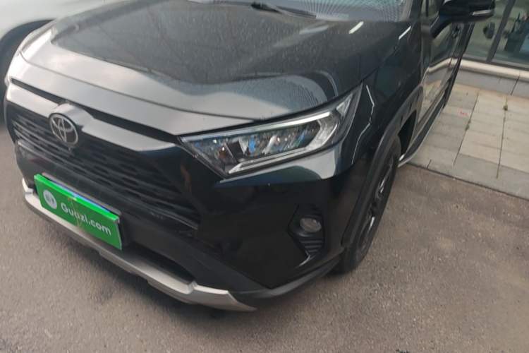 Used Toyota RAV4 2022 2.0L CVT 4x4 Style Plus Edition Left Front Headlight
