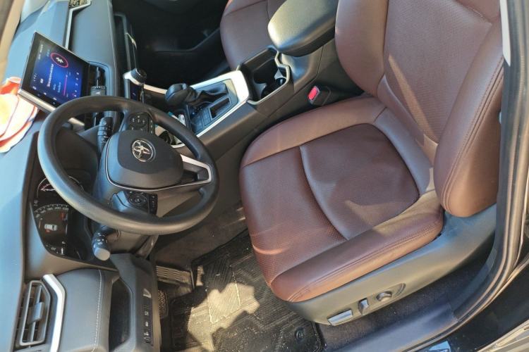 Used Toyota RAV4 2022 2.0L CVT Two-Wheel Drive Fashion Edition Left Front Seat