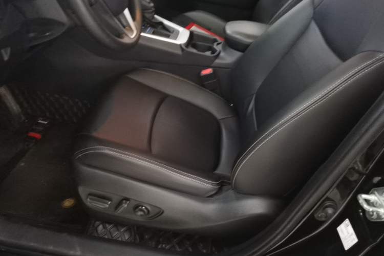 Used Toyota RAV4 2022 2.0L CVT Two-Wheel Drive Fashion Edition Left Front Seat