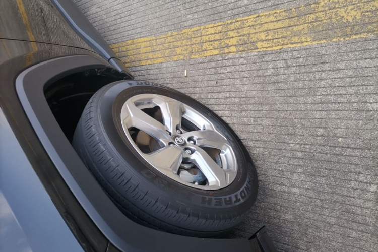 Used Toyota RAV4 2022 2.0L CVT Two-Wheel Drive Fashion Edition Left Front Wheel Hub