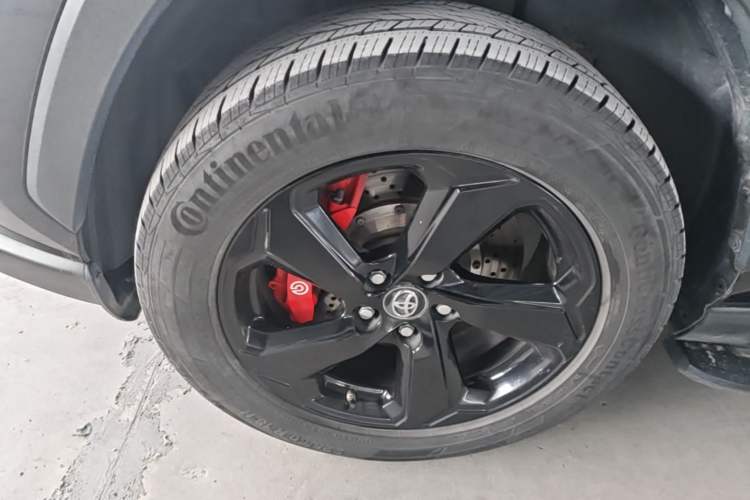 Used Toyota RAV4 2022 Dual-Engine 2.5L E-CVT Four-Wheel Drive Elite Plus Edition Left Front Wheel Hub