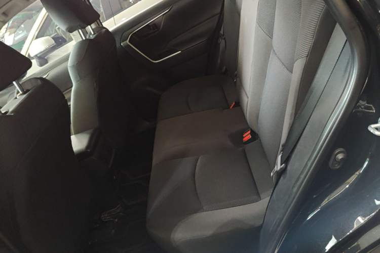 Used Toyota RAV4 2022 2.0L CVT Two-Wheel Drive Urban Edition Left Rear Seat