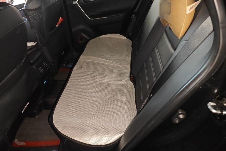 Used Toyota RAV4 2022 2.0L CVT Two-Wheel Drive Fashion Plus Edition Left Rear Seat