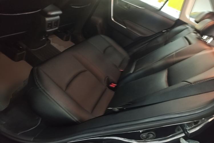 Used Toyota RAV4 2022 2.0L CVT Two-Wheel Drive Urban Edition Left Rear Seat