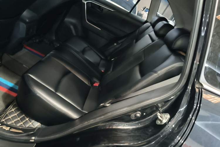 Used Toyota RAV4 2022 2.0L CVT Two-Wheel Drive Urban Edition Left Rear Seat