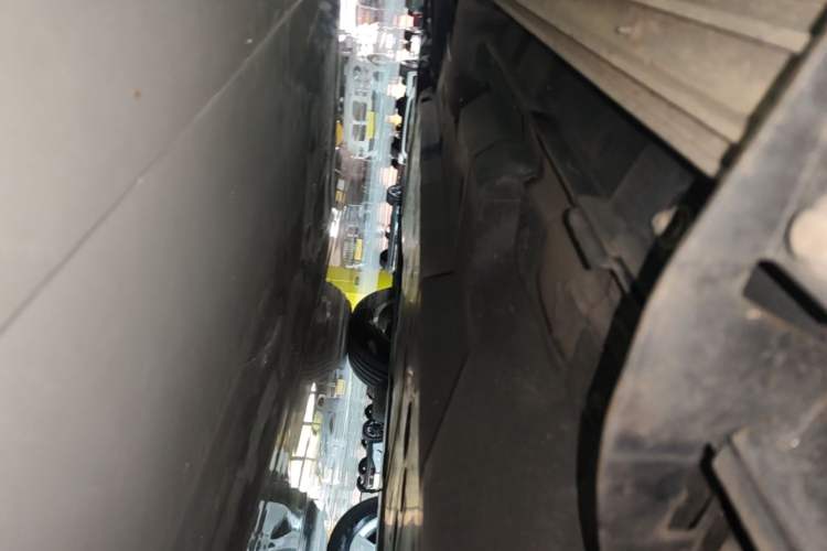 Used Toyota RAV4 2022 2.0L CVT Two-Wheel Drive Urban Edition Left Side Sill