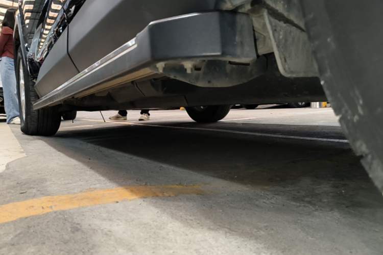 Used Toyota RAV4 2022 2.0L CVT Two-Wheel Drive Urban Edition Left Side Sill
