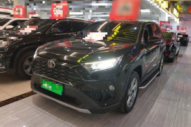 Used Toyota RAV4 2022 2.0L CVT Two-Wheel Drive Fashion Plus Edition