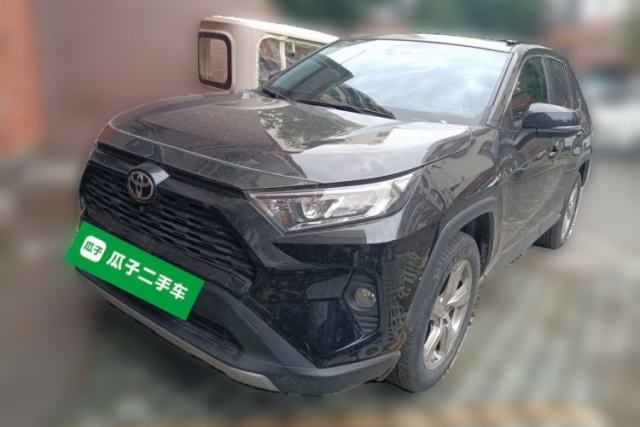 Used Toyota RAV4 2022 2.0L CVT Two-Wheel Drive Fashion Edition