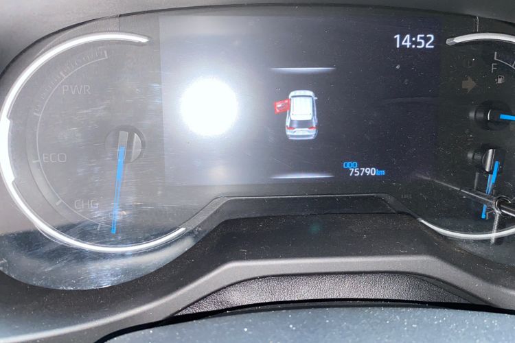 Used Toyota RAV4 2022 Dual-Engine 2.5L E-CVT Four-Wheel Drive Elite Plus Edition Odometer Close Up