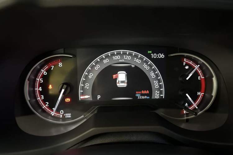 Used Toyota RAV4 2022 2.0L CVT Two-Wheel Drive Fashion Plus Edition Odometer Close Up