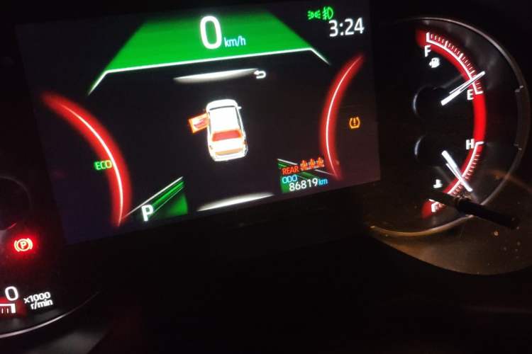 Used Toyota RAV4 2022 2.0L CVT Two-Wheel Drive Fashion Edition Odometer Close Up