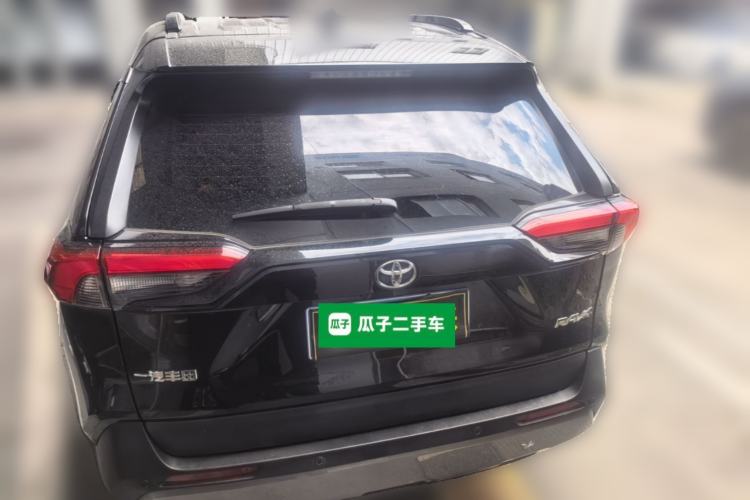 Used Toyota RAV4 2022 2.0L CVT Two-Wheel Drive Fashion Edition Rear