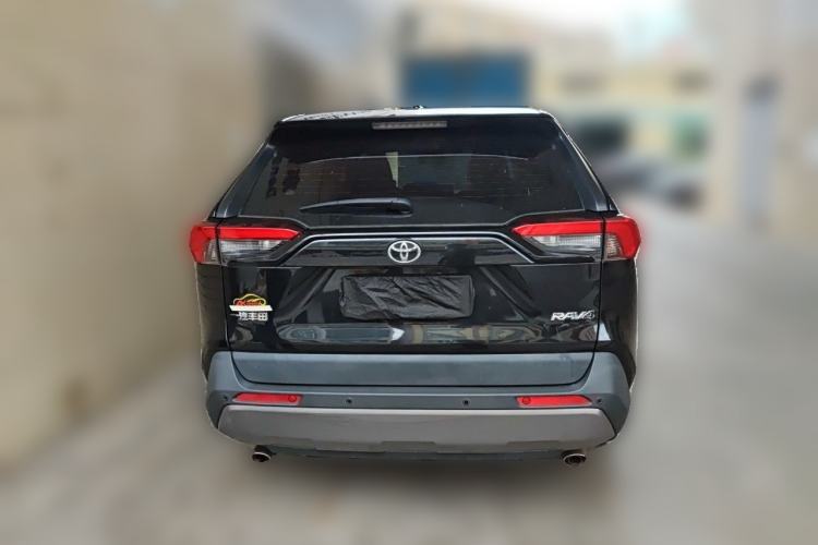 Used Toyota RAV4 2022 2.0L CVT Two-Wheel Drive Fashion Edition Rear