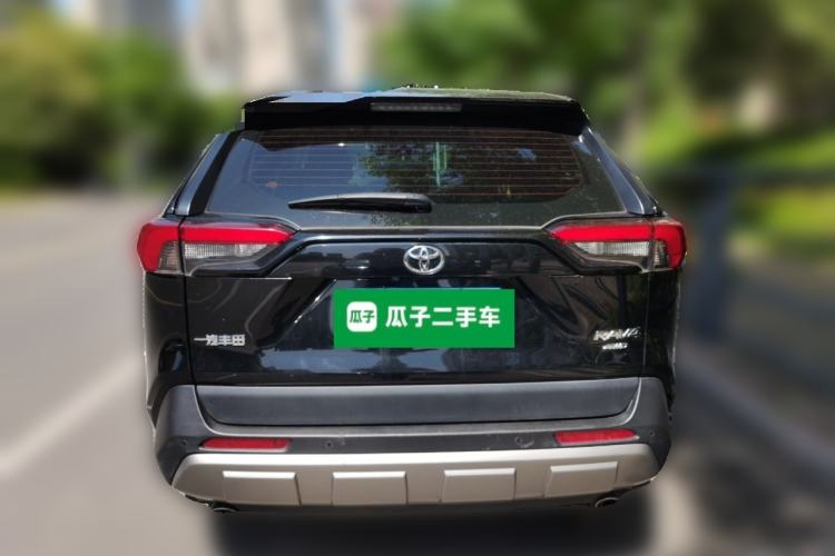 Used Toyota RAV4 2022 2.0L CVT 4x4 Style Plus Edition Rear