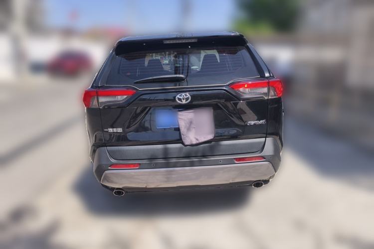 Used Toyota RAV4 2022 2.0L CVT Two-Wheel Drive Fashion Plus Edition Rear