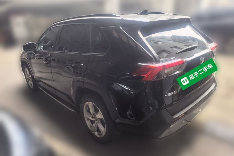 Used Toyota RAV4 2022 2.0L CVT Two-Wheel Drive Fashion Edition Rear Left 45 Deg
