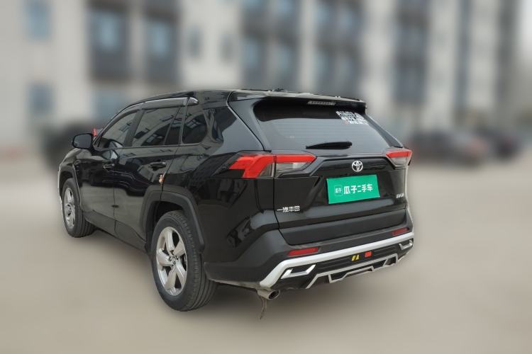 Used Toyota RAV4 2022 2.0L CVT Two-Wheel Drive Fashion Plus Edition Rear Left 45 Deg