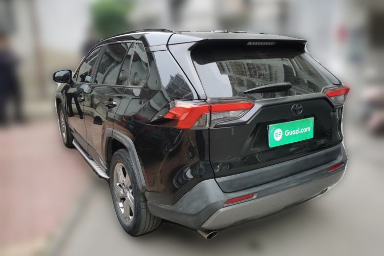 Used Toyota RAV4 2022 2.0L CVT Two-Wheel Drive Fashion Plus Edition Rear Left 45 Deg