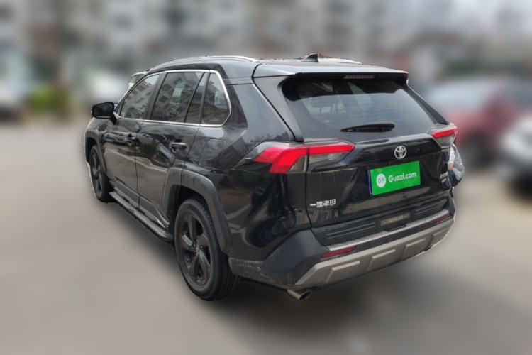 Used Toyota RAV4 2022 2.0L CVT 4x4 Style Plus Edition Rear Left 45 Deg