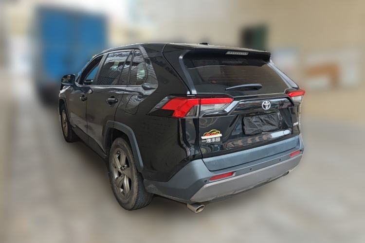 Used Toyota RAV4 2022 2.0L CVT Two-Wheel Drive Fashion Edition Rear Left 45 Deg
