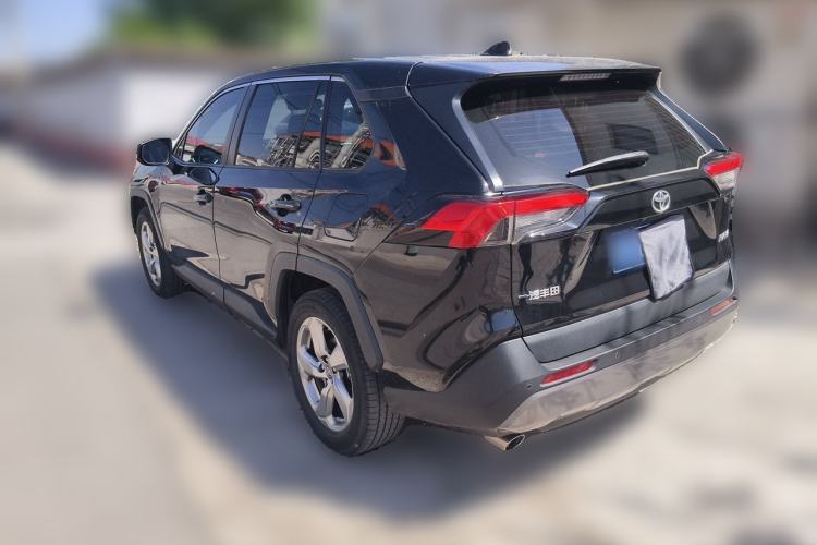 Used Toyota RAV4 2022 2.0L CVT Two-Wheel Drive Fashion Plus Edition Rear Left 45 Deg