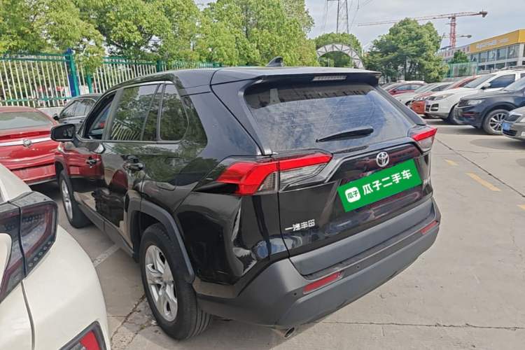 Used Toyota RAV4 2022 2.0L CVT Two-Wheel Drive Urban Edition Rear Left 45 Deg