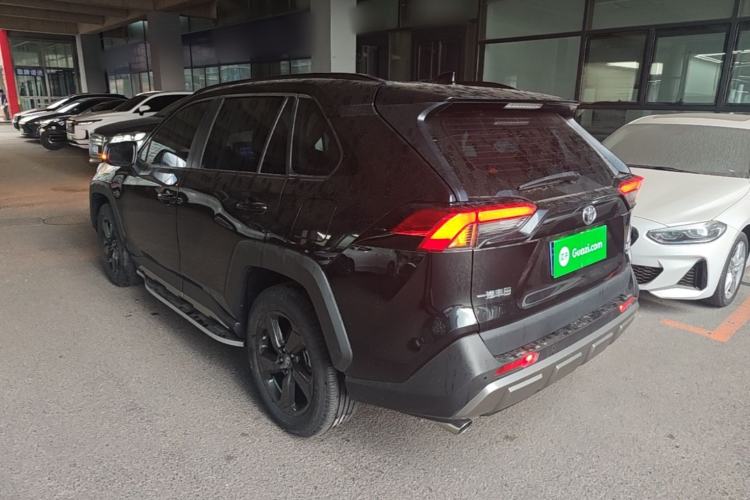 Used Toyota RAV4 2022 2.0L CVT 4x4 Style Plus Edition Rear Left 45 Deg