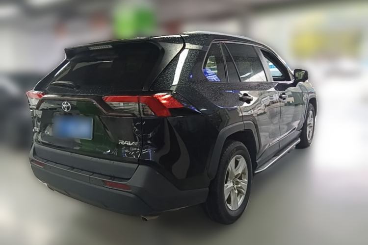 Used Toyota RAV4 2022 2.0L CVT Two-Wheel Drive Urban Edition Rear Right 45 Deg
